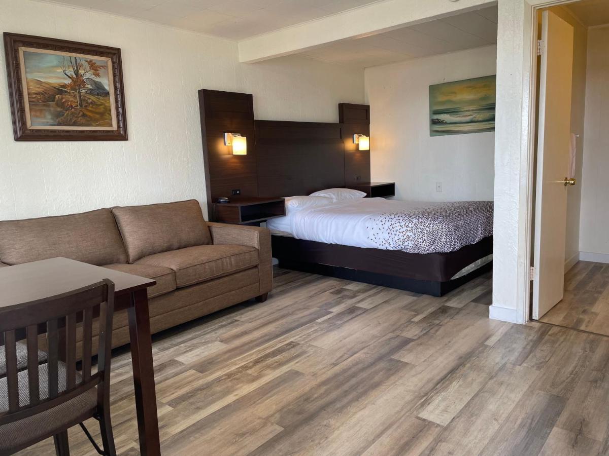 Holiday Motel Westport Zewnętrze zdjęcie